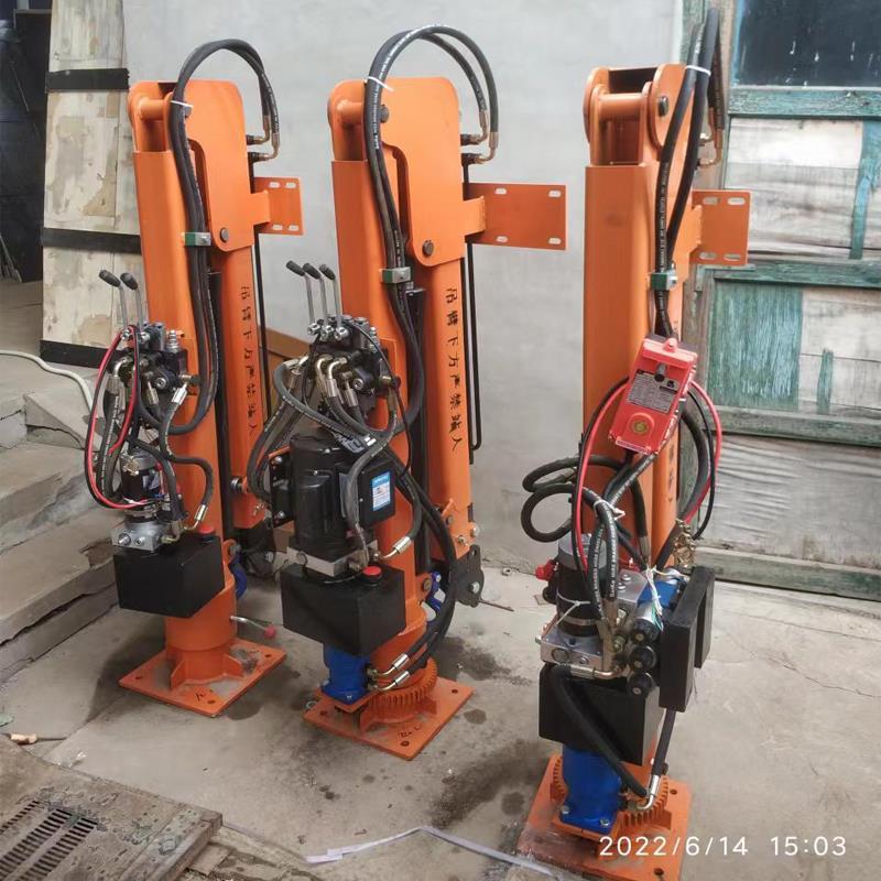 湾仔重汽蓝牌随车吊 3.2吨 国六动力强 液压驱动 农用自卸起重机